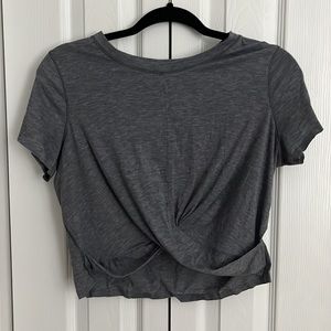 LULULEMON CROP TOP